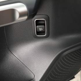 Foto inzerátu Mercedes GLB GLB 200 d 4MATIC