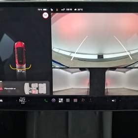 Tesla Model Y Long Range AWD 79kWh / 19938610