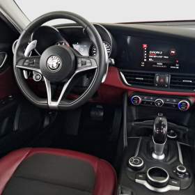 Alfa Romeo Giulia 2.0 Turbo / 19938736
