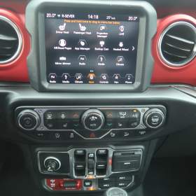 Foto inzerátu Jeep Wrangler 2.2 MultiJet