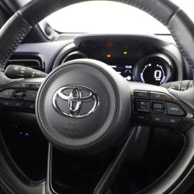 Foto inzerátu Toyota Yaris 1.5 Hybrid