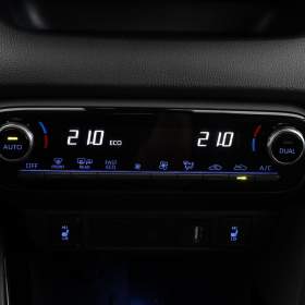 Foto inzerátu Toyota Yaris 1.5 Hybrid