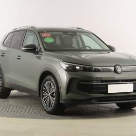 VW Tiguan 1.5 eTSI / 19939077