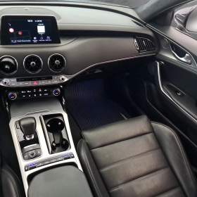 Foto inzerátu Kia Stinger 3.3 T-GDI