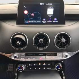 Foto inzerátu Kia Stinger 3.3 T-GDI