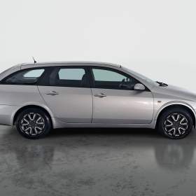 Foto inzerátu Nissan Primera 2.2 dCi