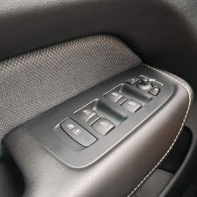 Foto inzerátu Volvo XC60 B4 AWD