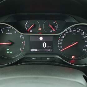 Foto inzerátu Opel Crossland 1.2 Turbo
