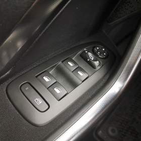 Foto inzerátu Peugeot 2008 1.2 PureTech