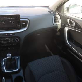 Foto inzerátu Kia Ceed 1.5 T-GDI