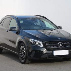 Mercedes GLA GLA 220 d 4MATIC / 19940672