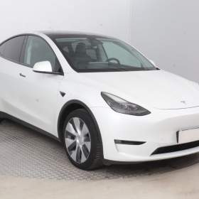 Tesla Model Y Long Range AWD 79kWh / 19940981