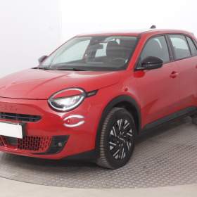 Foto inzerátu Fiat 600e 54 kWh