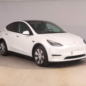 Tesla Model Y Long Range AWD 75kWh / 19942819