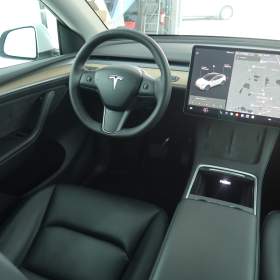 Foto inzerátu Tesla Model Y Long Range AWD 75kWh