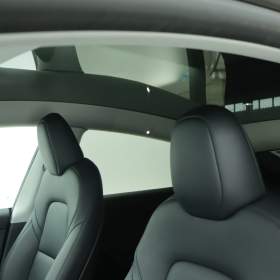 Tesla Model Y Long Range AWD 79kWh / 19942825