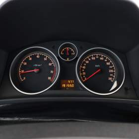 Foto inzerátu Opel Zafira 1.8