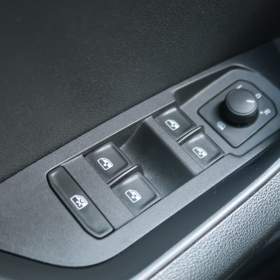 Foto inzerátu Skoda Karoq 1.6 TDI