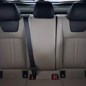 Foto inzerátu Toyota C-HR 1.8 Hybrid