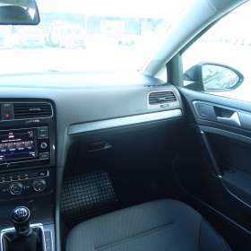 Foto inzerátu VW Golf 1.5 TSI