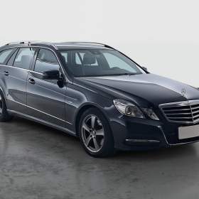 Mercedes E E 250 CDI / 19943319