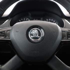 Skoda Octavia 2.0 TDI 4x4 / 19943798