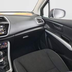 Foto inzerátu Suzuki SX4 S-Cross 1.4 BoosterJet