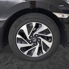 Foto inzerátu Honda Civic 1.0 VTEC Turbo