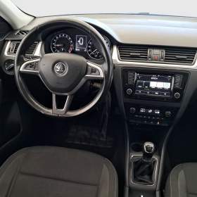 Skoda Rapid Spaceback 1.4 TDI / 19945380