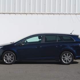 Foto inzerátu Toyota Avensis 2.2 D-4D