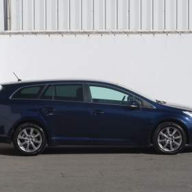 Foto inzerátu Toyota Avensis 2.2 D-4D