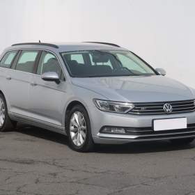 VW Passat 1.6 TDI / 19946490