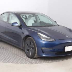 Tesla Model 3 Long Range 4WD 74kWh / 19948264
