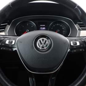 VW Passat 2.0 TDI / 19948962