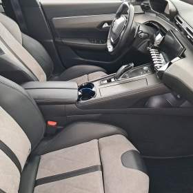 Foto inzerátu Peugeot 508 Hybrid 225