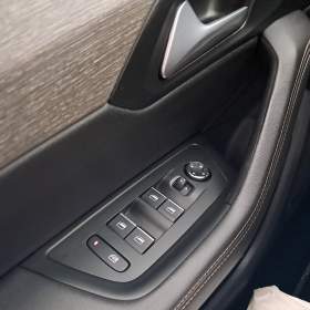 Foto inzerátu Peugeot 508 Hybrid 225