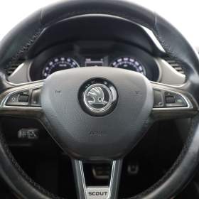 Skoda Octavia Scout 2.0 TDI / 19950900