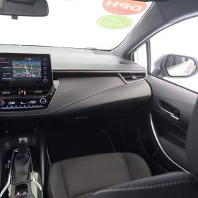 Foto inzerátu Toyota Corolla 2.0 Hybrid