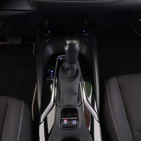 Foto inzerátu Toyota Corolla 2.0 Hybrid