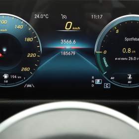 Fotka k inzerátu Mercedes GLB GLB 200 d 4MATIC / 19874003