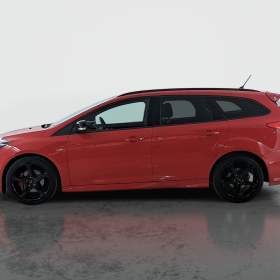 Ford Focus 1.5 EcoBoost / 19951982