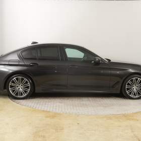 Foto inzerátu BMW 5 530d xDrive