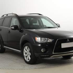 Mitsubishi Outlander 2.2 DI- D / 19953206