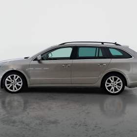 Skoda Superb 2.0 TDI / 19953739