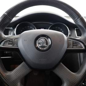 Skoda Superb 2.0 TDI / 19954279