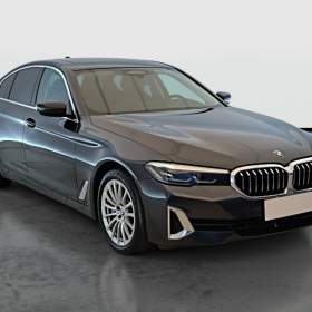BMW 5 530d xDrive / 19954716