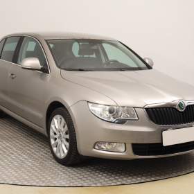 Skoda Superb 2.0 TDI / 19955247