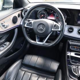 Foto inzerátu Mercedes E E 200 4MATIC