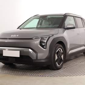 Foto inzerátu Kia EV3 Standard Range