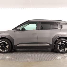 Foto inzerátu Kia EV3 Standard Range